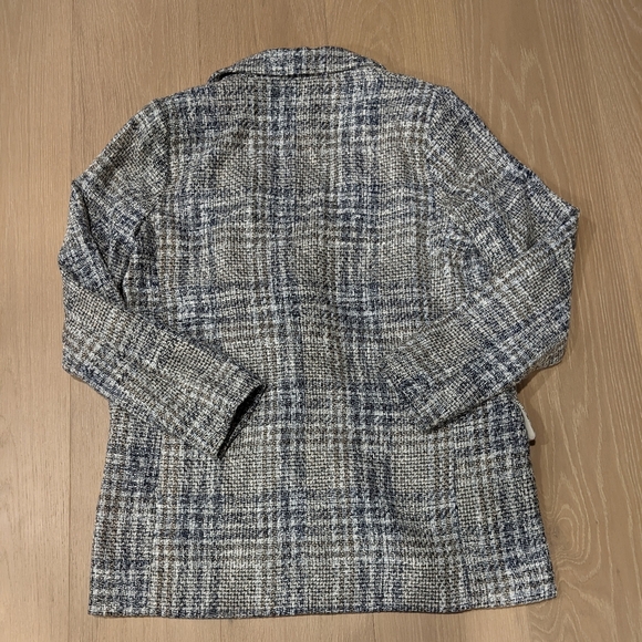 H&M slightly oversized blazer - Picture 2 of 8